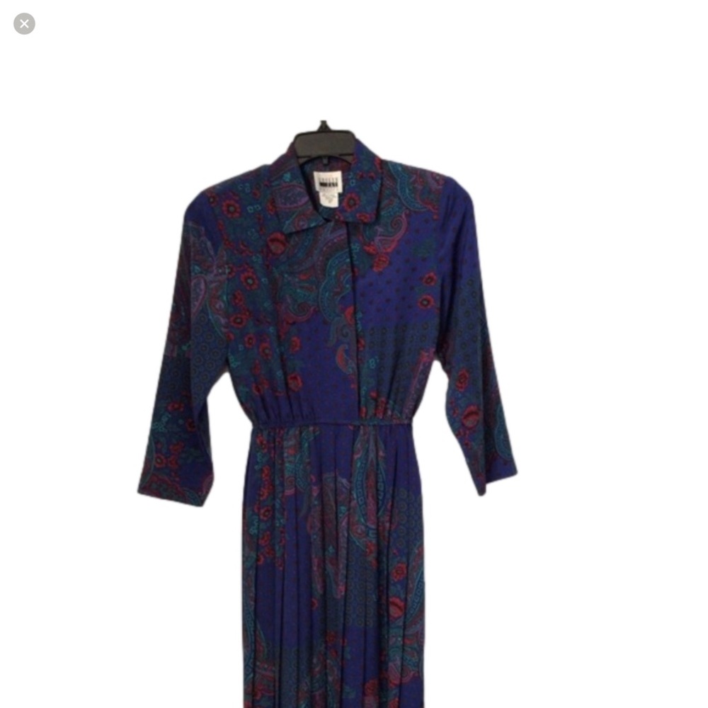 Leslie Faye Blue Midi Dress with Multicolored Floral Print. Size 6P.